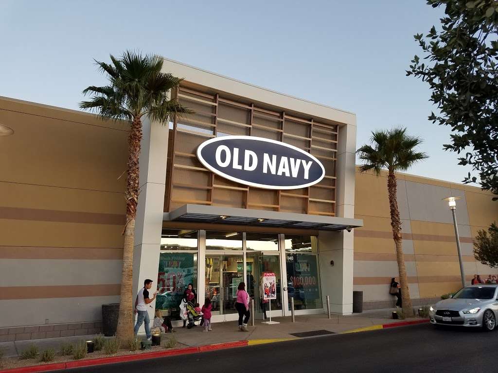 Old Navy | 2310 Park Centre Dr, Las Vegas, NV 89135, USA | Phone: (702) 399-5454