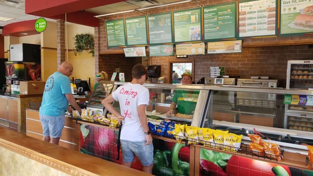 Subway Restaurants | 13530 Summerport Village Pkwy, Windermere, FL 34786, USA | Phone: (407) 905-6741
