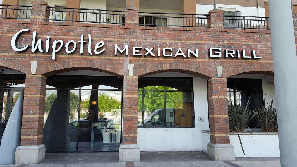 Chipotle Mexican Grill | 3748 S Figueroa St, Los Angeles, CA 90007, USA | Phone: (213) 765-9068