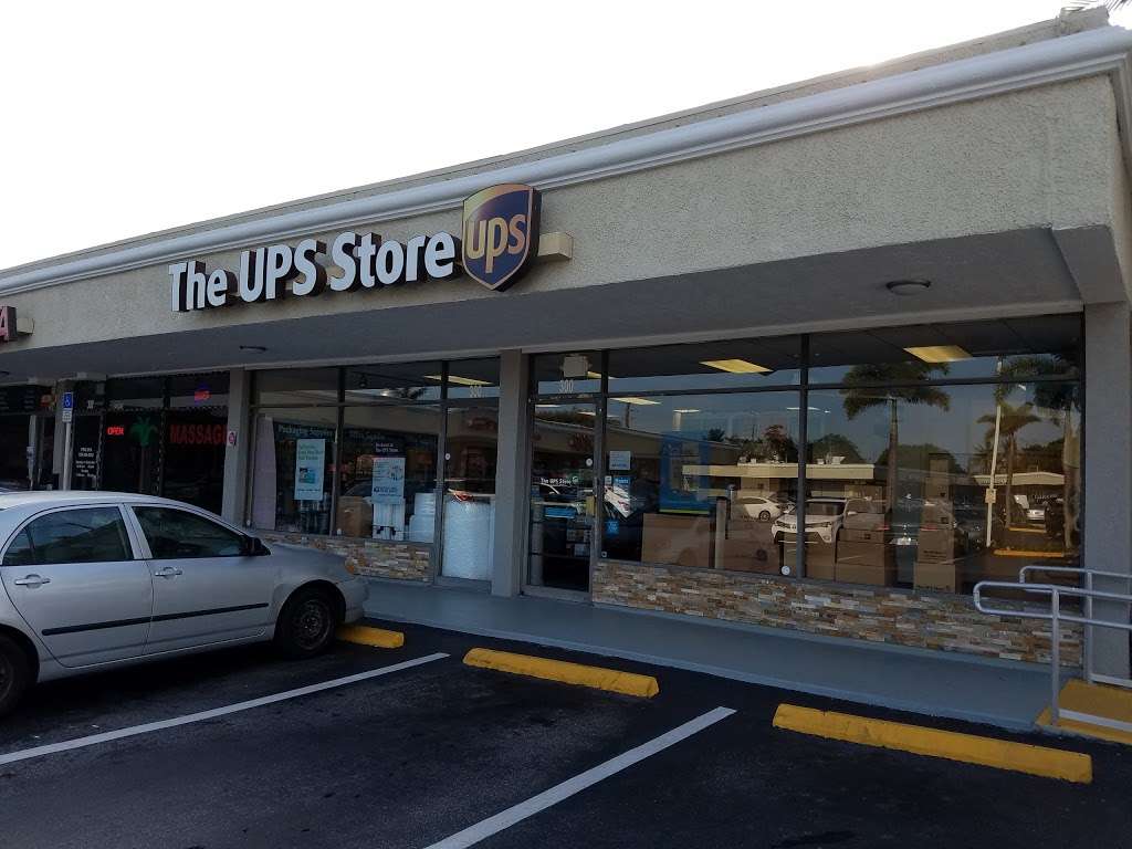 The UPS Store | 300 E W Oakland Park Blvd, Wilton Manors, FL 33334, USA | Phone: (954) 358-2800