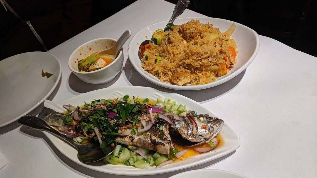 Tommy Thai | 1482 W El Camino Real, Mountain View, CA 94040, USA | Phone: (650) 988-6857