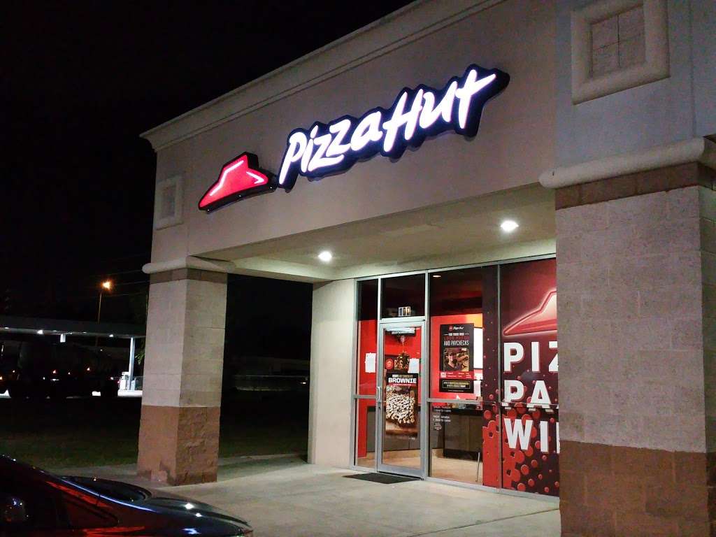 Pizza Hut | 13526 E, Tidwell Rd, Houston, TX 77044, USA | Phone: (281) 288-4444