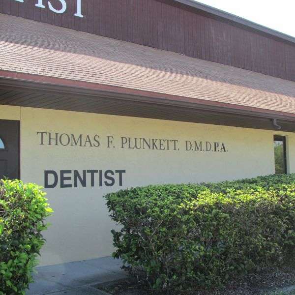 Thomas F. Plunkett, DMD PA | 200 Lake Harris Dr #2632, Lakeland, FL 33813, USA | Phone: (863) 213-3393