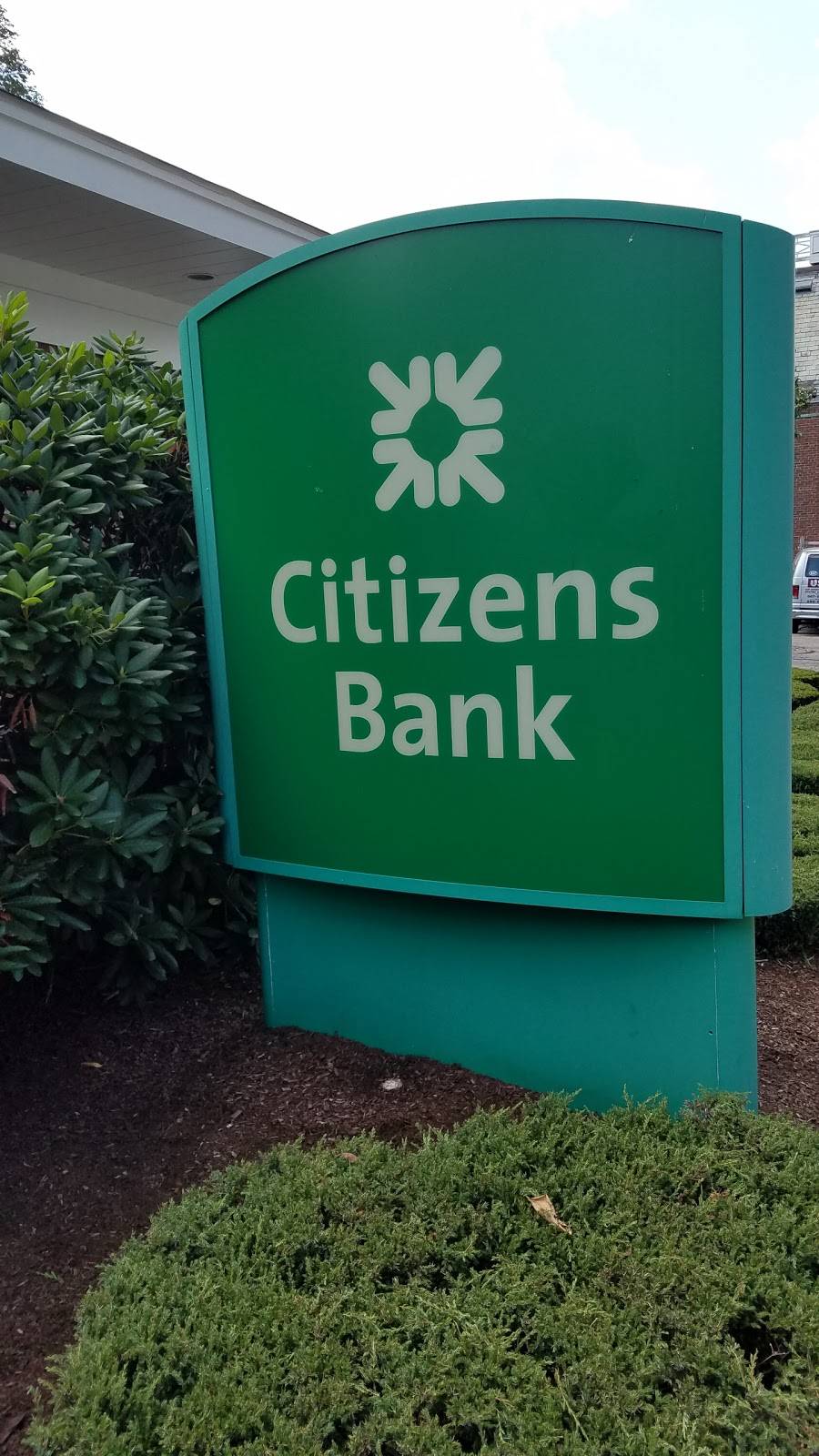 Citizens Bank | 40 Adams St, Milton, MA 02187, USA | Phone: (617) 696-6500