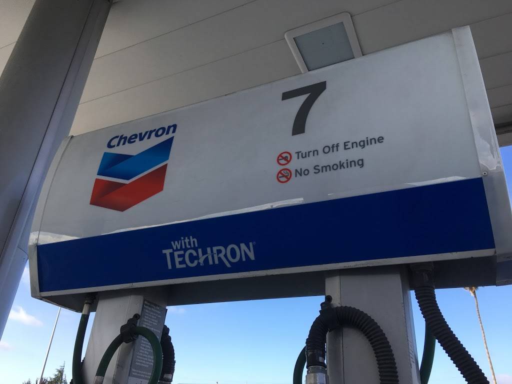 Chevron Hayward | 26990 Hesperian Blvd, Hayward, CA 94545 | Phone: (510) 265-0830