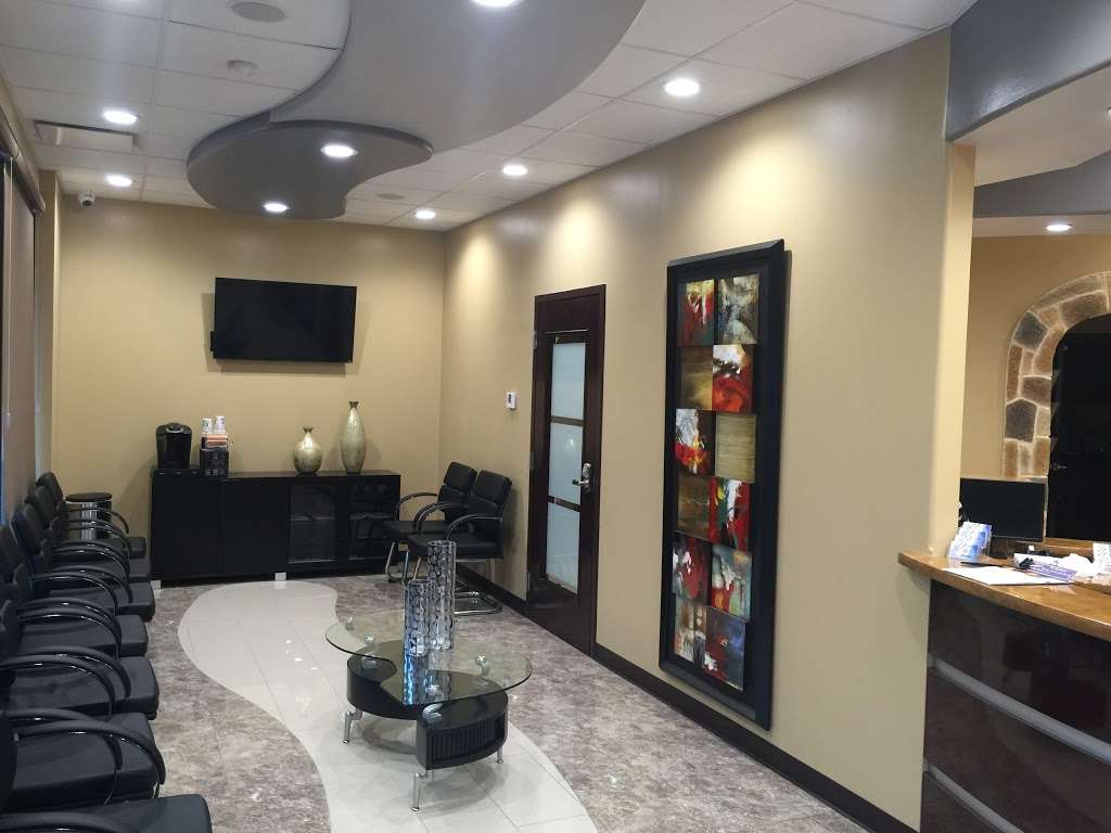 Dr. Emeka Abazie, DDS | 1001 N Beckley Ave #340, DeSoto, TX 75115, USA | Phone: (972) 224-5397