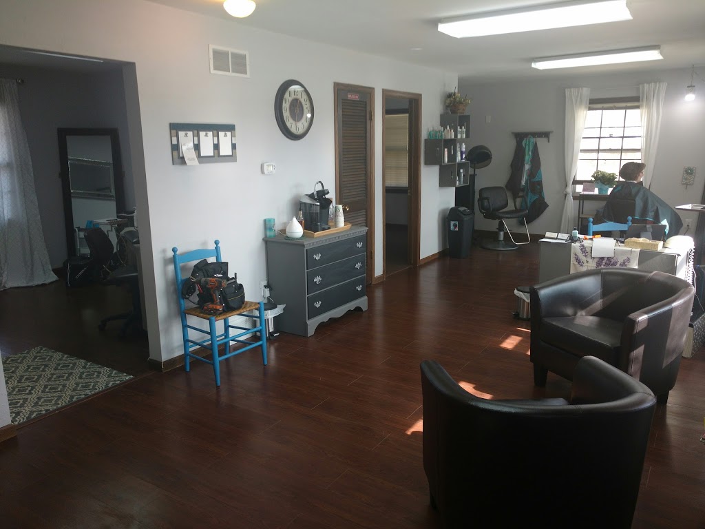 The Hair Studio | 332 E Holum St, DeForest, WI 53532, USA | Phone: (608) 842-2662