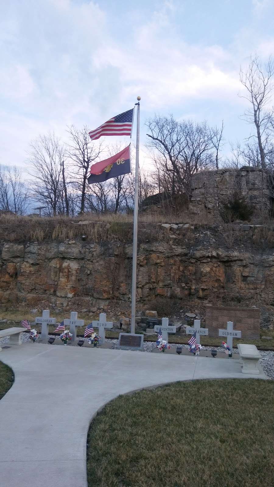 Firefighters Memorial | 4000-4038 E 87th St, Kansas City, MO 64132, USA
