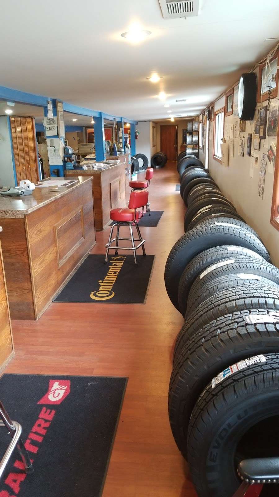 Tire Farm | 142 Colts Neck Rd, Farmingdale, NJ 07727, USA | Phone: (732) 938-2070