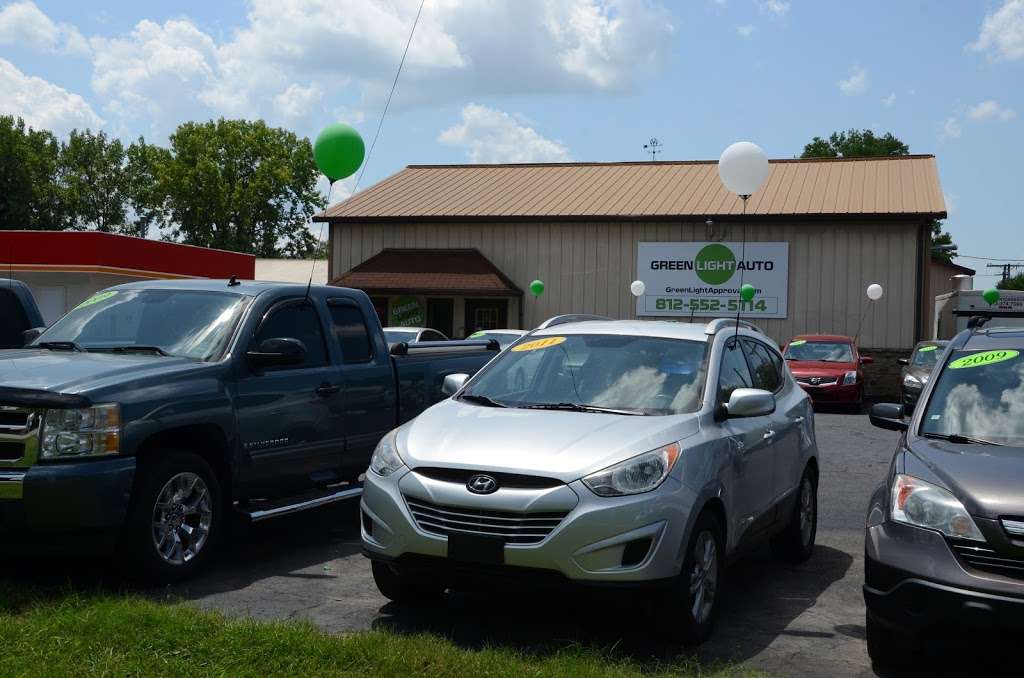 Green Light Auto | 770 Jonesville Rd suite c, Columbus, IN 47201, USA | Phone: (812) 552-5114