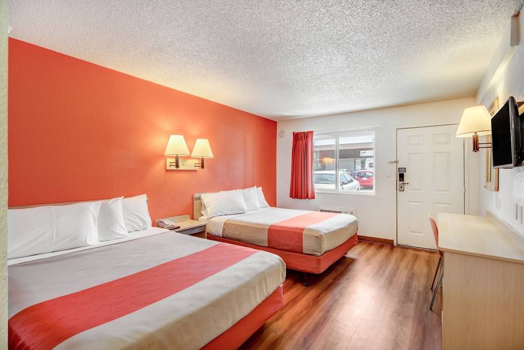 Motel 6 Stockton, CA - North | 6717 Plymouth Rd, Stockton, CA 95207, USA | Phone: (209) 951-8120