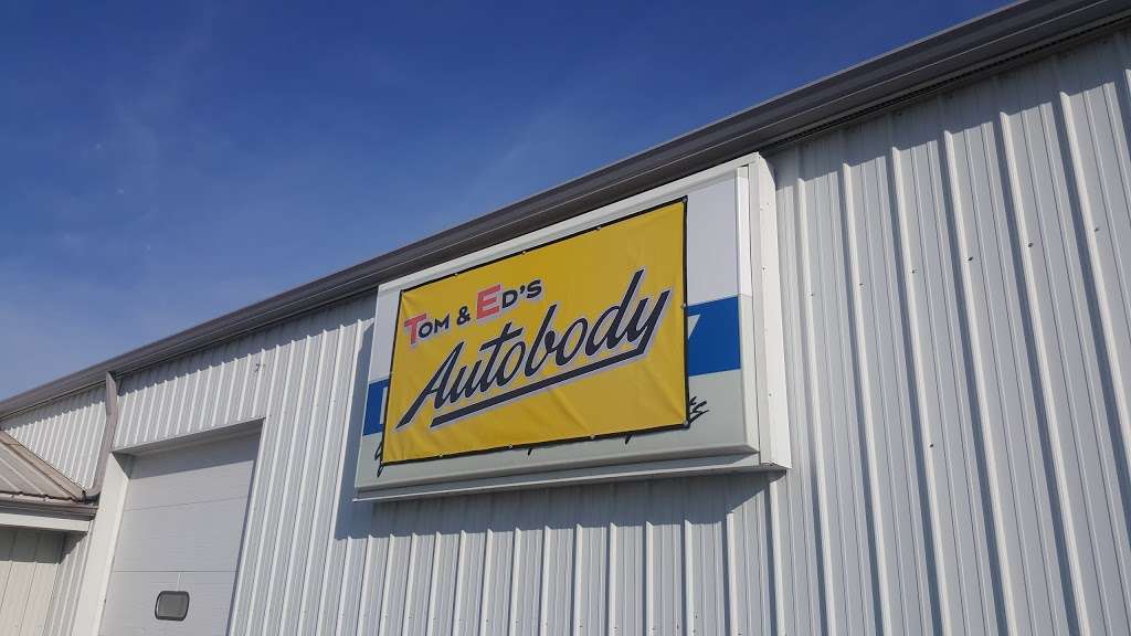 Tom and Eds Autobody | 239 Melton Rd, Burns Harbor, IN 46304 | Phone: (219) 787-1000