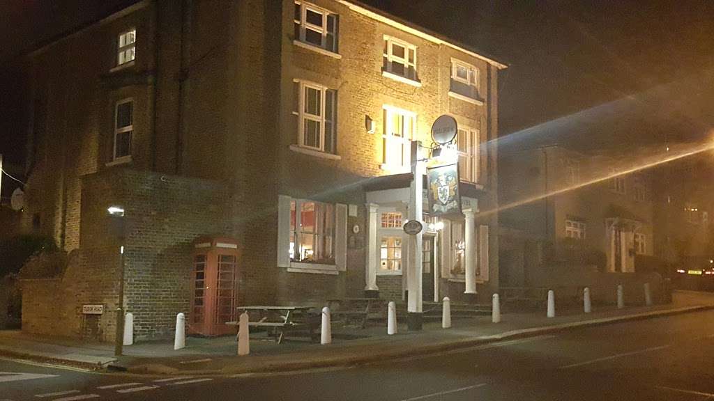 The Hadley Hotel | 113 Hadley Rd, Barnet EN5 5QN, UK | Phone: 020 8449 0161