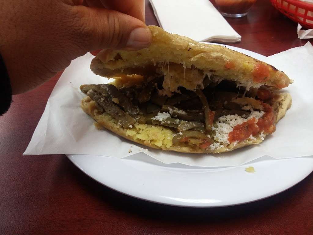 Gorditas Don Coco | 617 W Lake St, Addison, IL 60101, USA | Phone: (331) 225-3440