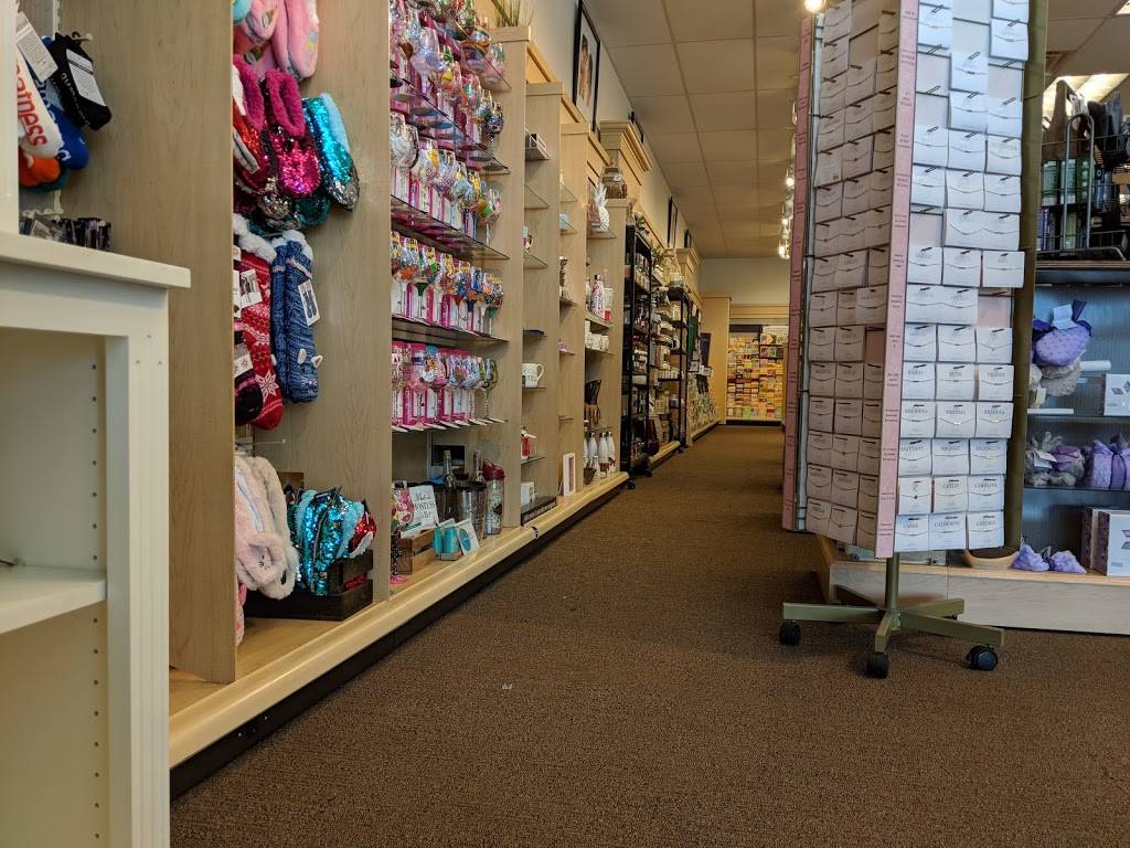 Amys Hallmark Shop | Alliance Town Center, 3025 Texas Sage Trail, Fort Worth, TX 76177, USA | Phone: (817) 750-0043