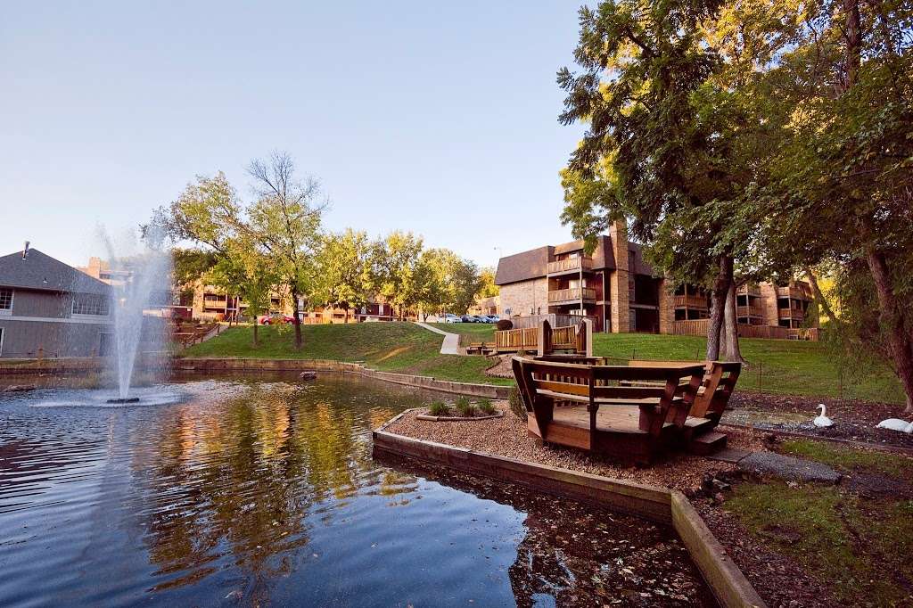 Tanglewood Apartments | Terra ce, 409 NW 66 Terrace, Kansas City, MO 64118, USA | Phone: (816) 656-2455