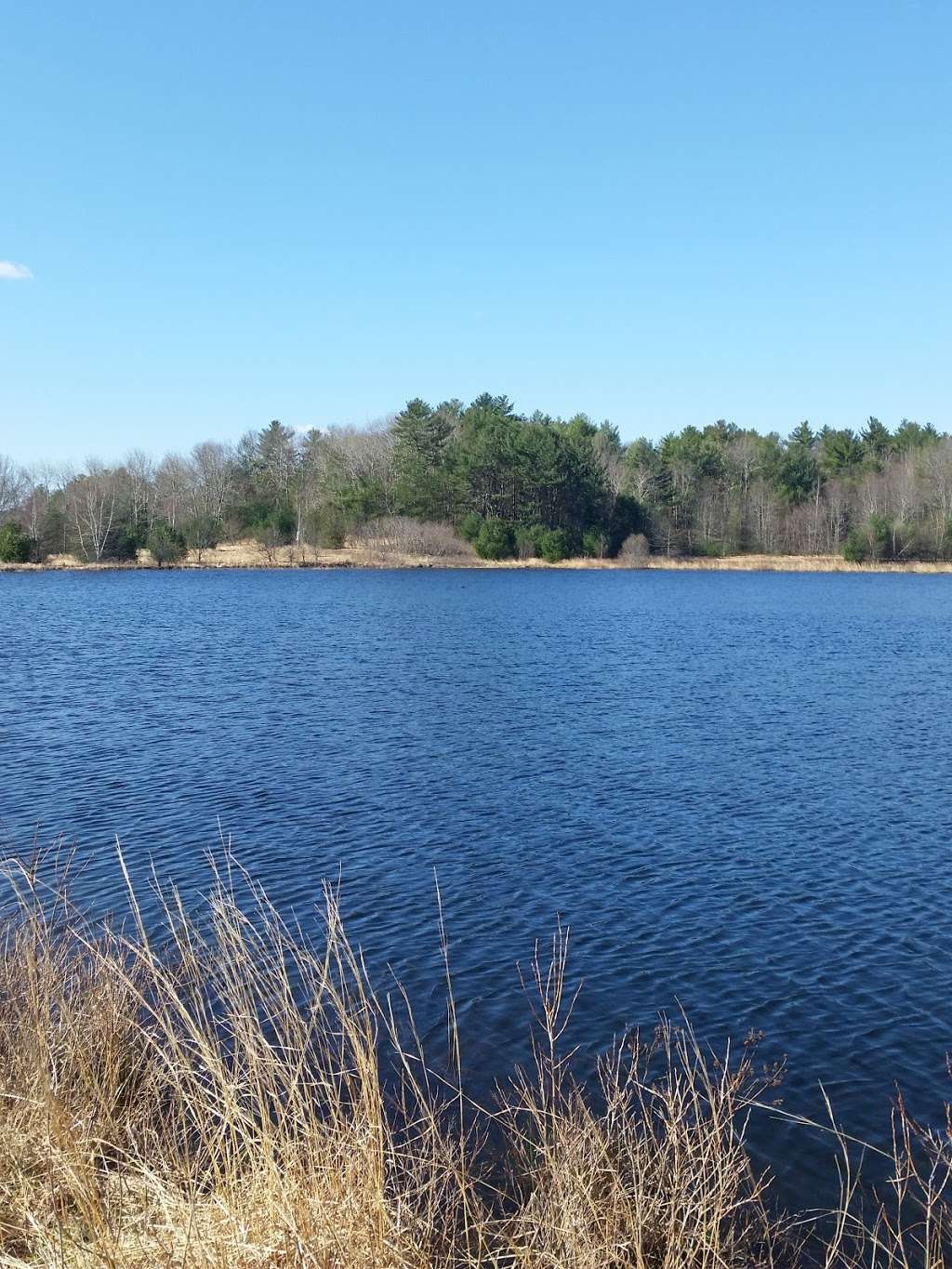 Tubbs Meadow Monroe Street Trailhead | 139 Monroe St, Pembroke, MA 02359, USA