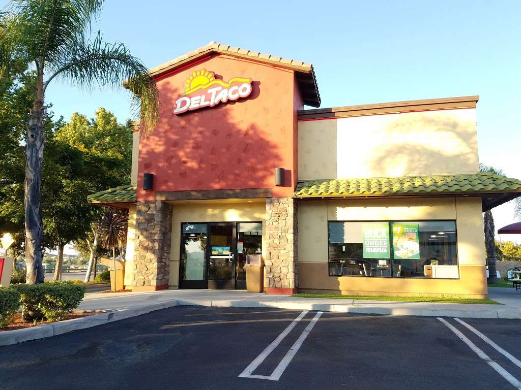 Del Taco | 30640 Benton Rd, Winchester, CA 92596, USA | Phone: (951) 325-5161