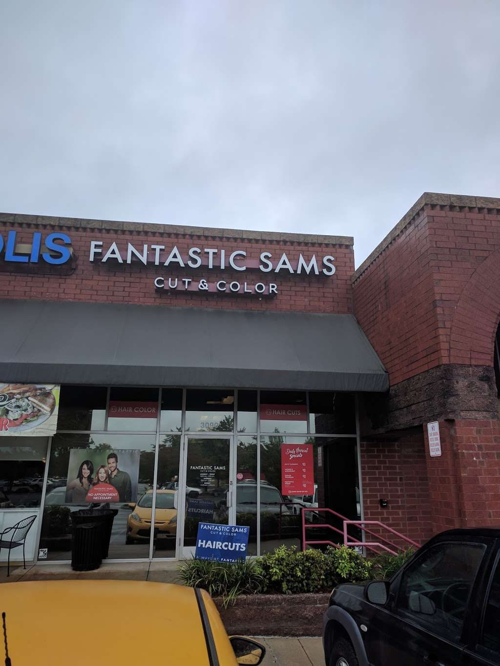 Fantastic Sams Cut & Color | 3090 E Franklin Blvd #6, Gastonia, NC 28056 | Phone: (980) 251-1469