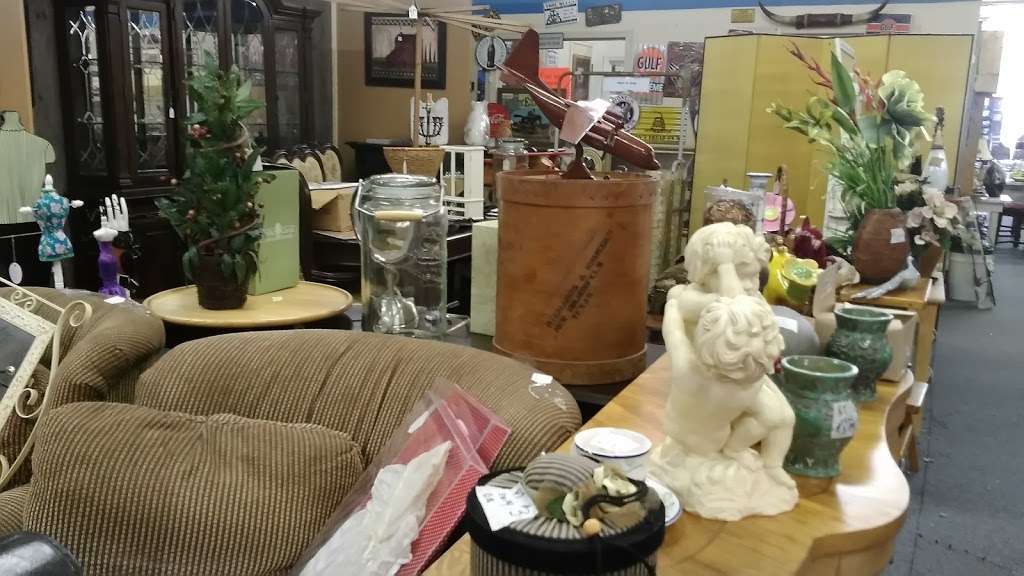 Treasure Island Consignment Store | 354 U.S. Hwy 70 SW, Hickory, NC 28602, USA | Phone: (828) 855-7936