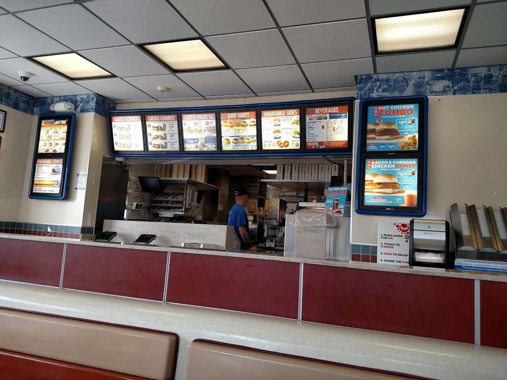 White Castle | 960 N Green St, Brownsburg, IN 46112, USA | Phone: (317) 858-8629