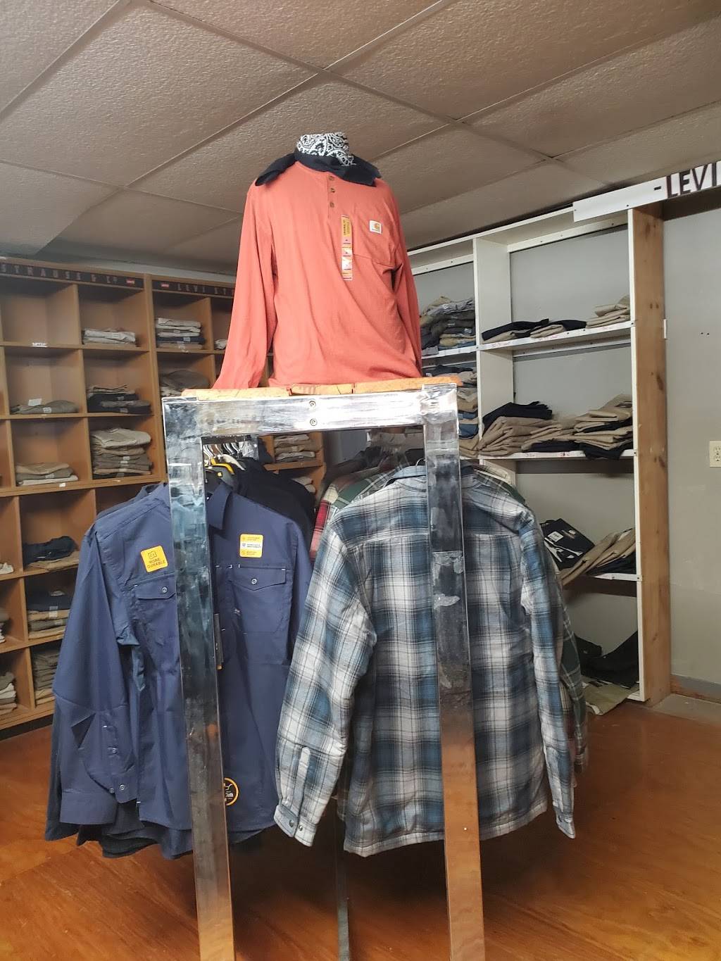 Tom Waters Boots Clothes & Optical | 4206 Joor Rd, Baton Rouge, LA 70814, USA | Phone: (225) 927-2699