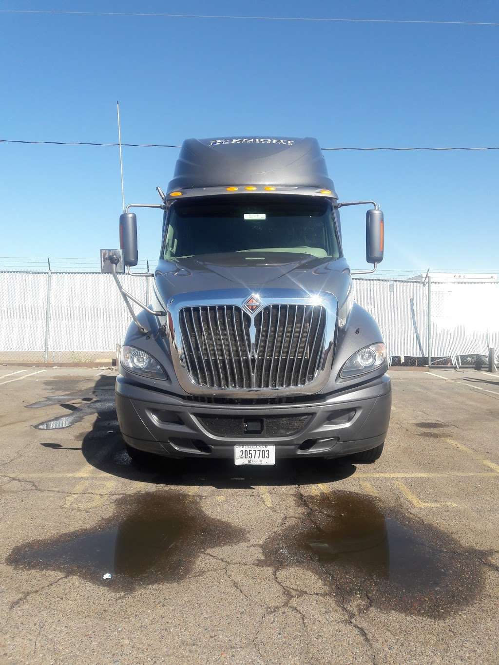 Knight Transportation | 5601 W Buckeye Rd, Phoenix, AZ 85043, USA | Phone: (602) 269-2000