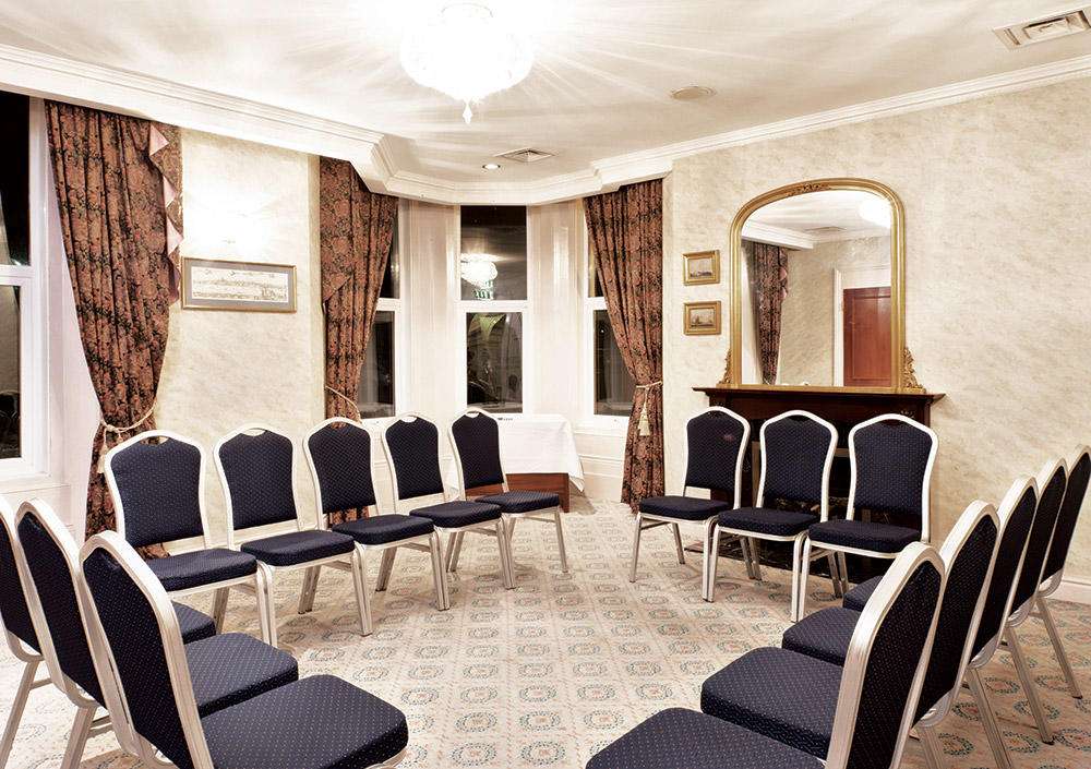 Copthorne Hotel Effingham Gatwick | W Park Rd, Copthorne, Felbridge, Gatwick RH10 3EU, UK | Phone: 01342 714994