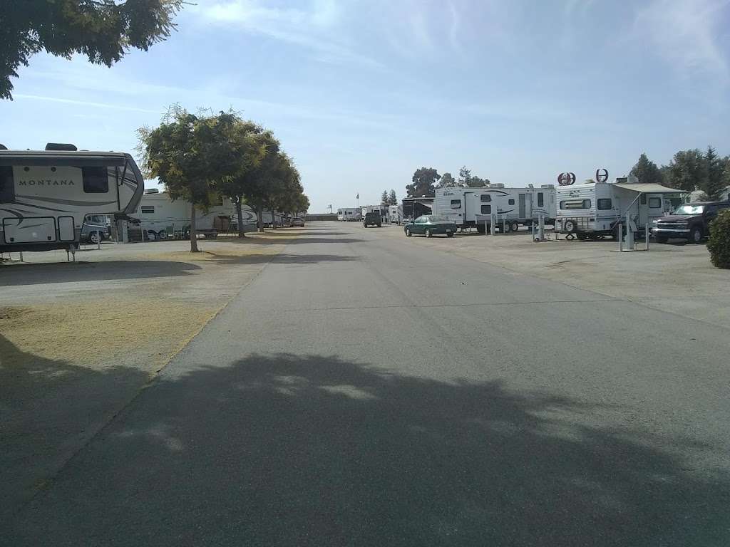 Bear Mountain RV Park | 16501 S Union Ave, Bakersfield, CA 93307, USA | Phone: (661) 834-3811