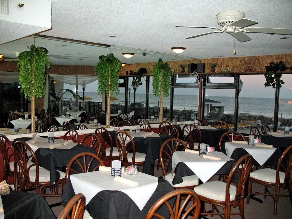 The Jungle Bar & Restaurant | 9800 Coastal Hwy, Ocean City, MD 21842, USA | Phone: (410) 524-1110