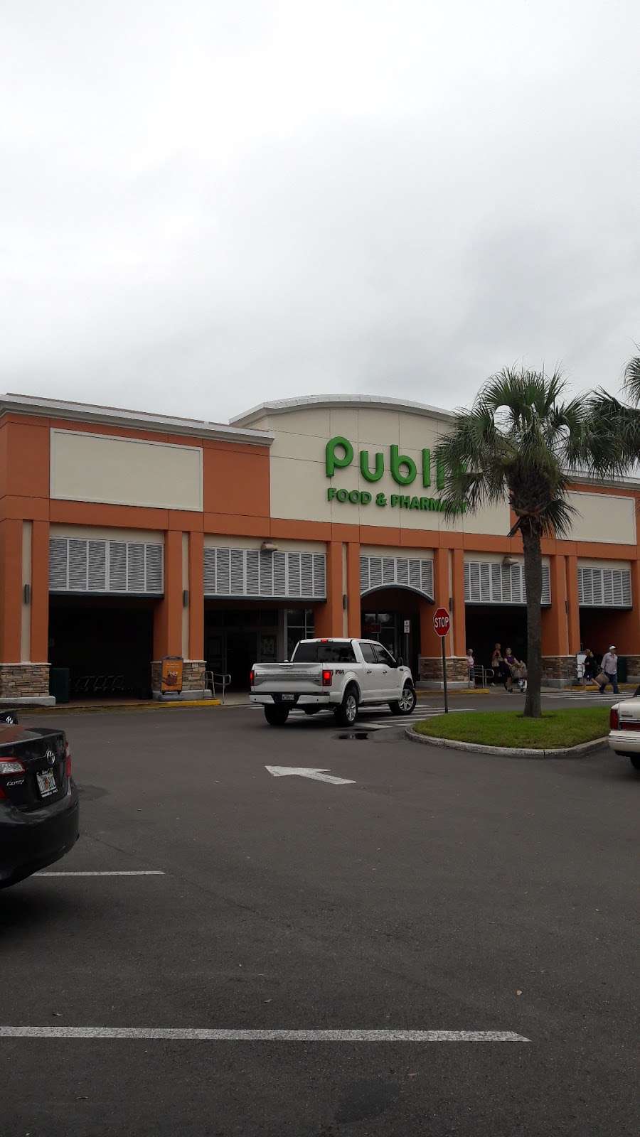 Publix Super Market at Northgate Shopping Center | 299 E International Speedway Blvd, DeLand, FL 32724, USA | Phone: (386) 734-7112