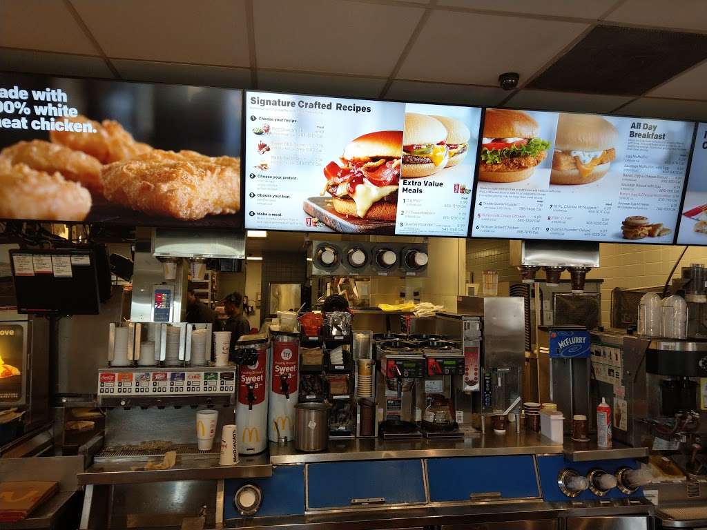 McDonalds | 761 S Lake St, Gary, IN 46403 | Phone: (219) 938-8299