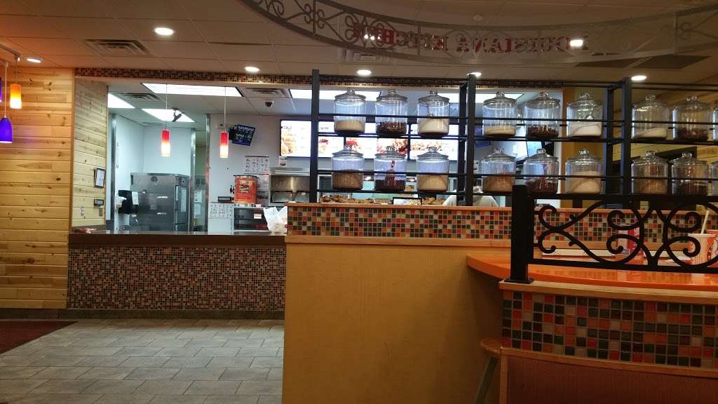 Popeyes Louisiana Kitchen | 329 N Main St, Lansing, KS 66043, USA | Phone: (913) 351-3333