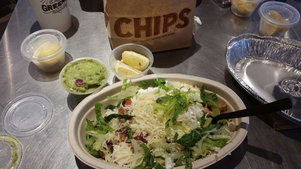 Chipotle Mexican Grill | 8700 N Flintlock Rd, Kansas City, MO 64157 | Phone: (816) 415-2801