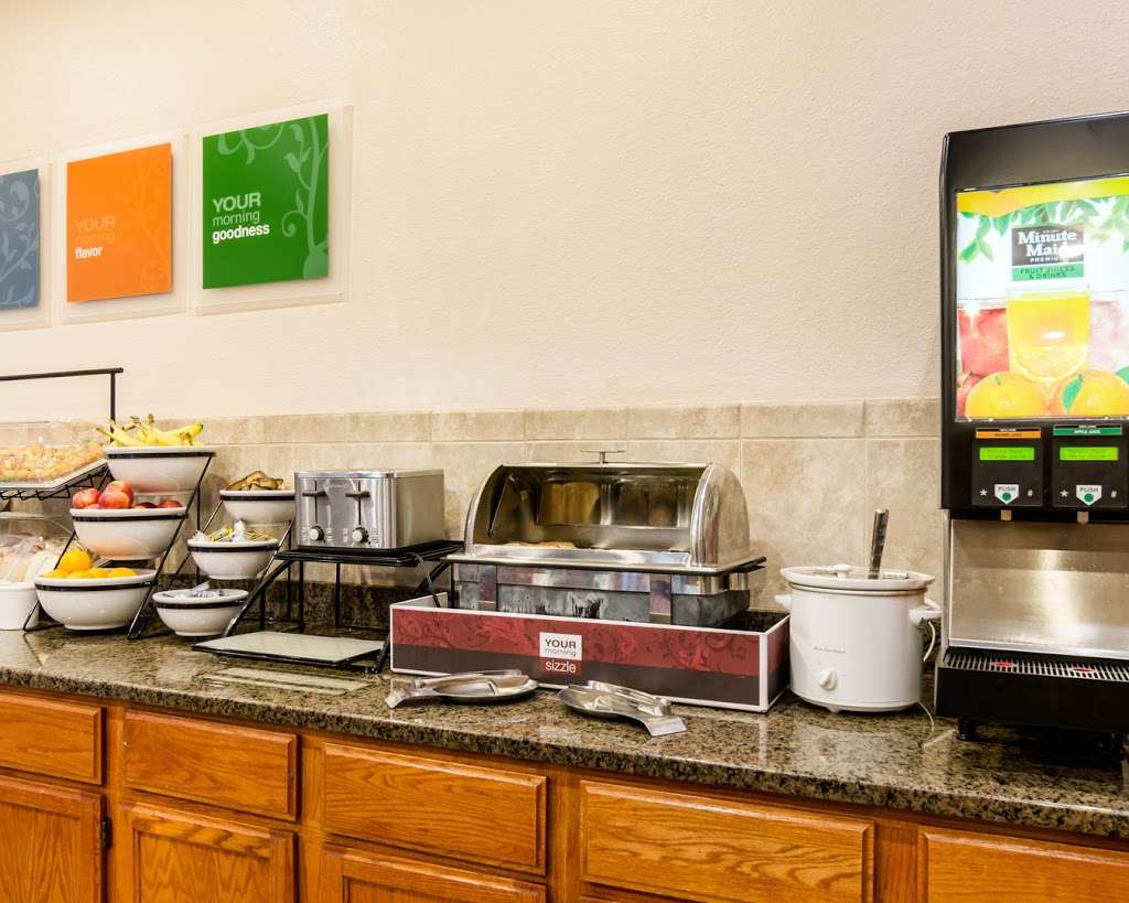 Quality Inn I-70 Near Kansas Speedway | 234 N 78th St, Kansas City, KS 66112 | Phone: (913) 299-5555