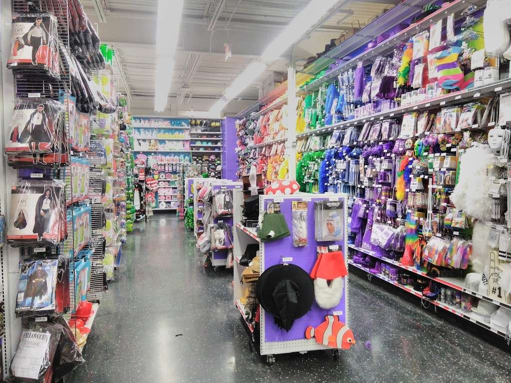 Party City 111 W Rand Rd Arlington Heights Il 60004 Usa