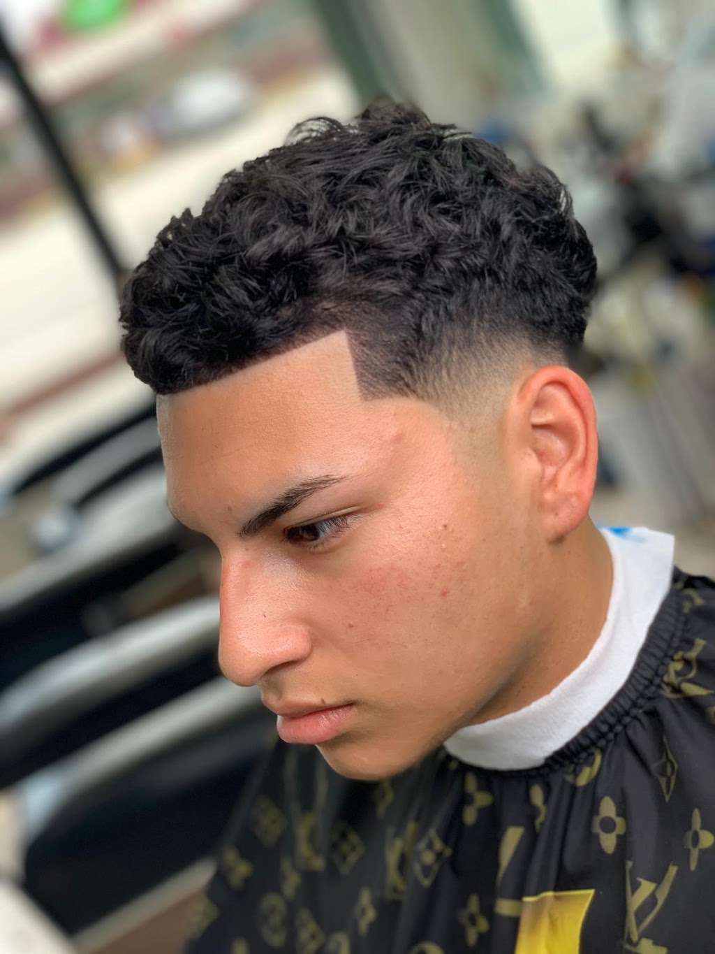 Barber Shop & Unisex | 6637 SW 25th St, Miami, FL 33155