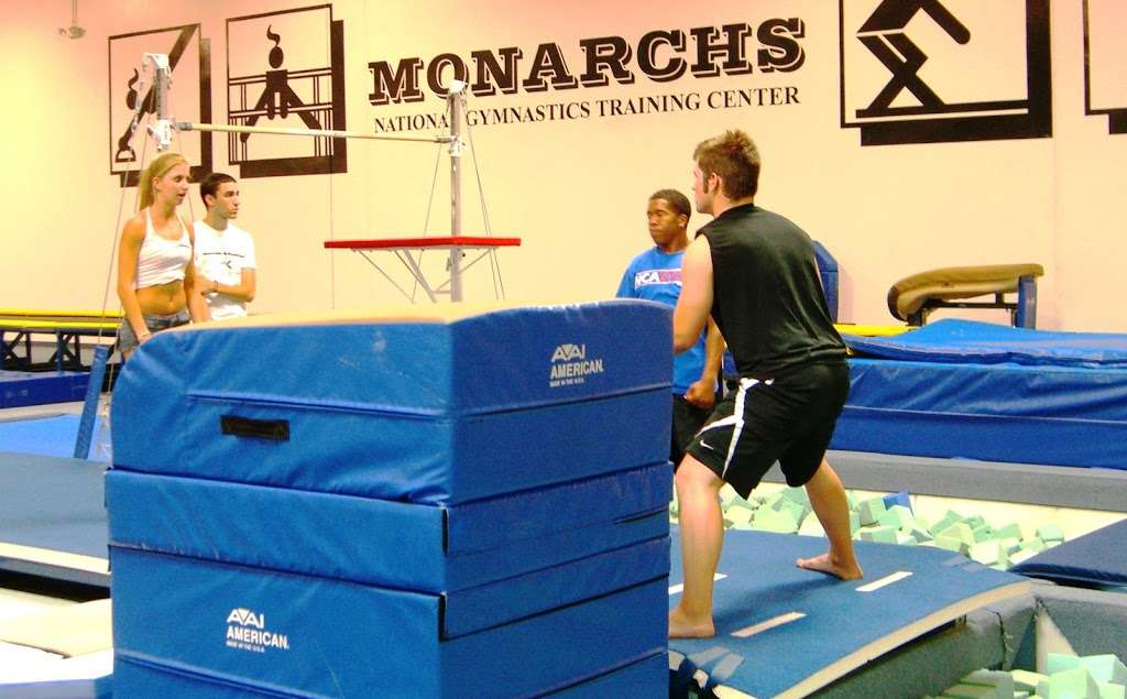 Monarchs Athletics | 3599 Old Conejo Rd, Thousand Oaks, CA 91320, USA | Phone: (805) 375-4663