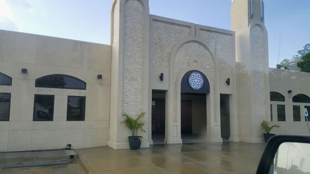 Clear Lake Islamic Center - Masjid | 17511 El Camino Real, Houston, TX 77058, USA | Phone: (281) 480-3325