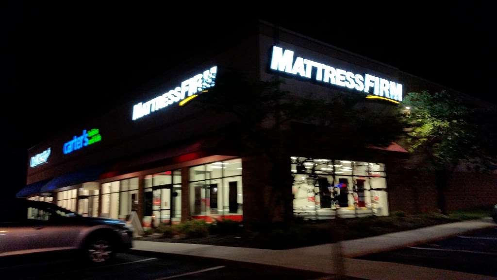 Mattress Firm Wilshire Plaza | 8456 N Church Rd, Kansas City, MO 64158, USA | Phone: (816) 781-8720