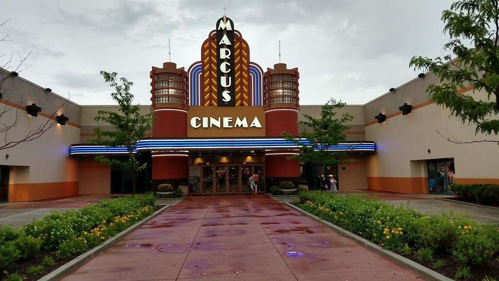 Gurnee Mills Cinema | 6144 Grand Ave, Gurnee, IL 60031, USA | Phone: (847) 855-9940