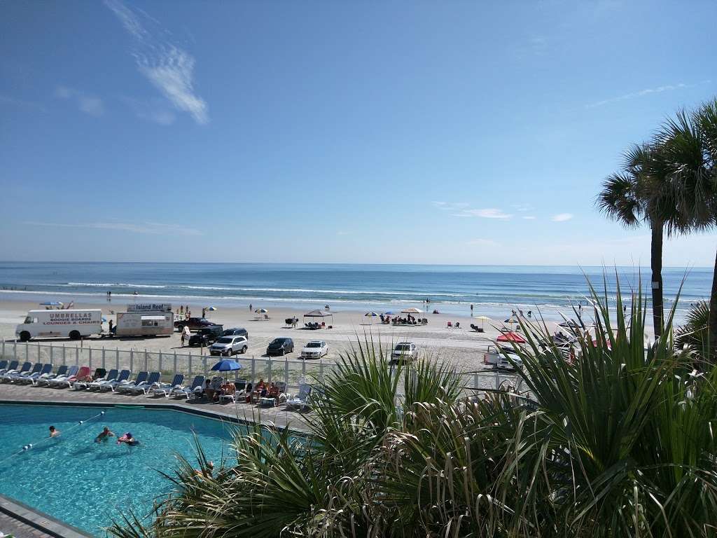 Islander Beach Resort | 1601 S Atlantic Ave, New Smyrna Beach, FL 32169, USA | Phone: (386) 427-3452