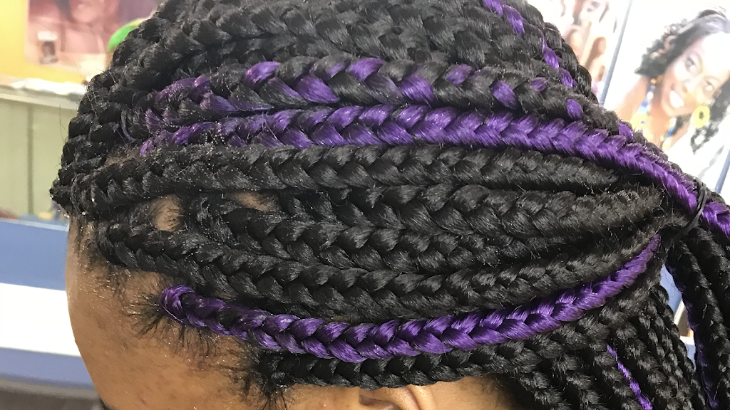 Dona Mimi hair braiding | 5697 Suitland Rd, Suitland-Silver Hill, MD 20746, USA | Phone: (267) 242-6923