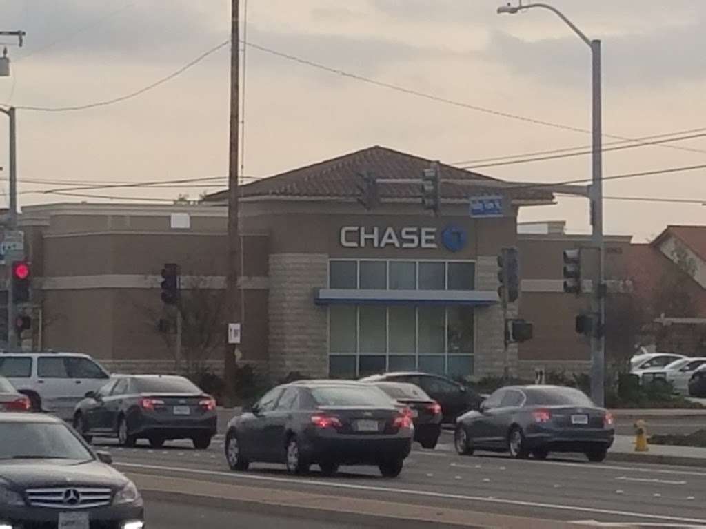 Chase Bank | 5962 La Palma Ave, La Palma, CA 90623, USA | Phone: (714) 735-3149