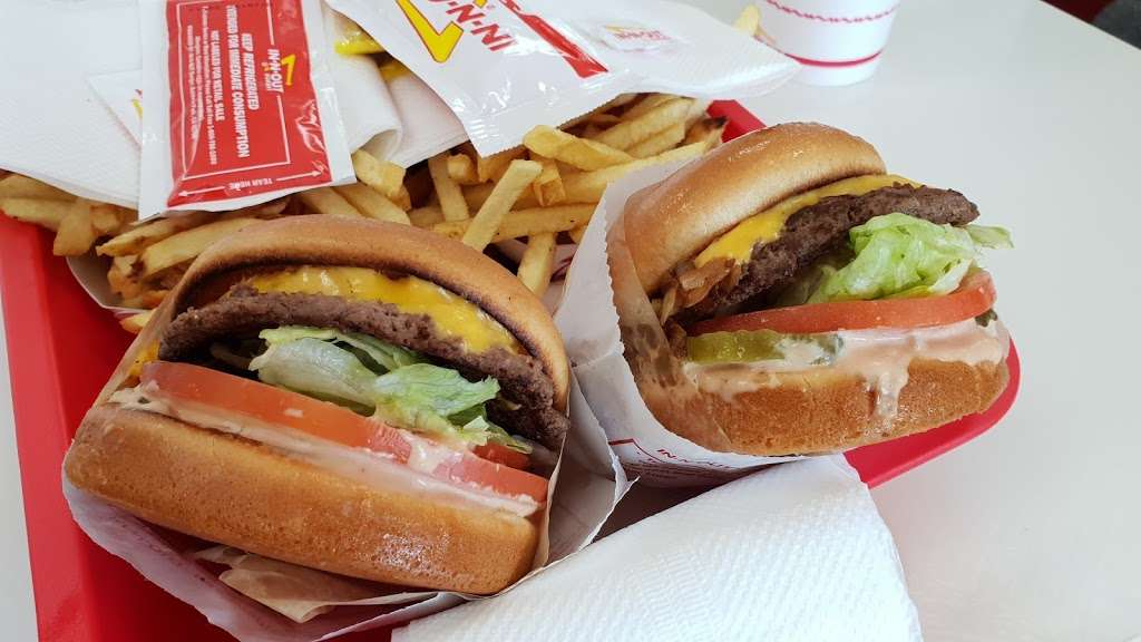 In-N-Out Burger | 32060 Union Landing Blvd, Union City, CA 94587, USA | Phone: (800) 786-1000