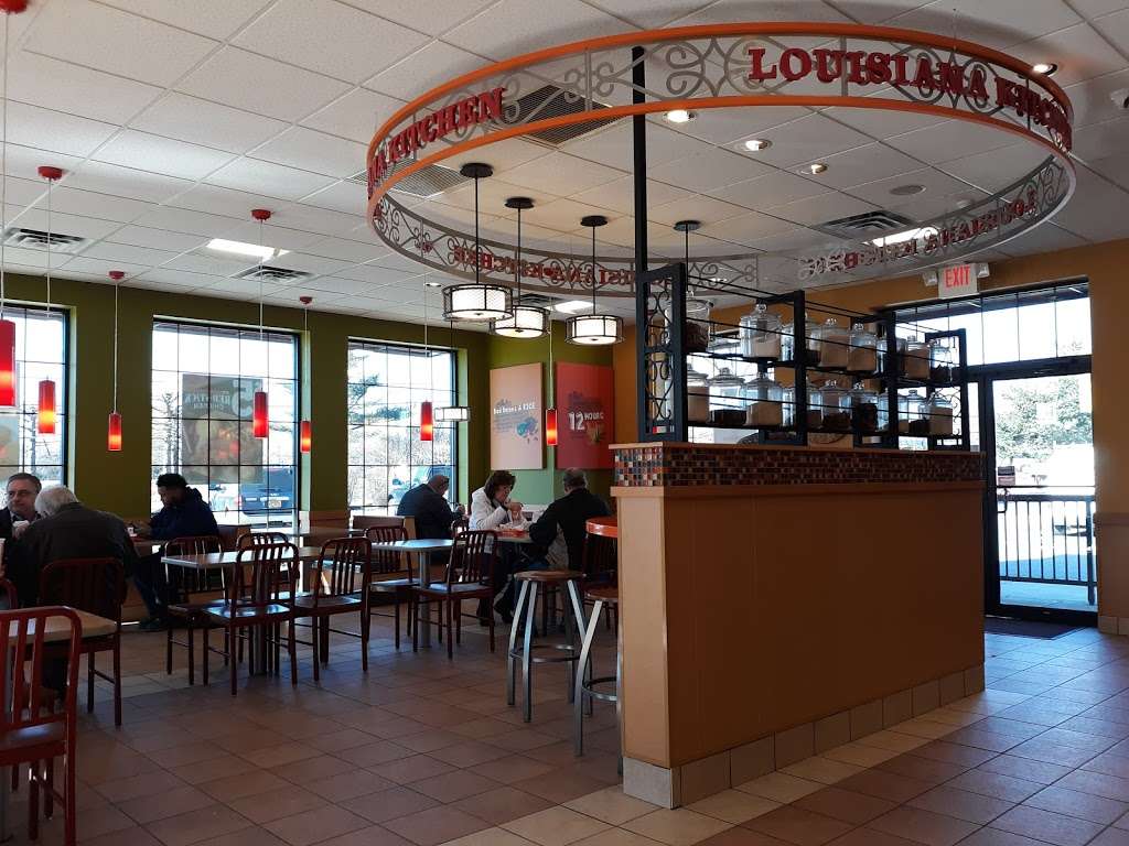 Popeyes Louisiana Kitchen | 30263 Triangle Dr, Charlotte Hall, MD 20622 | Phone: (301) 290-5140