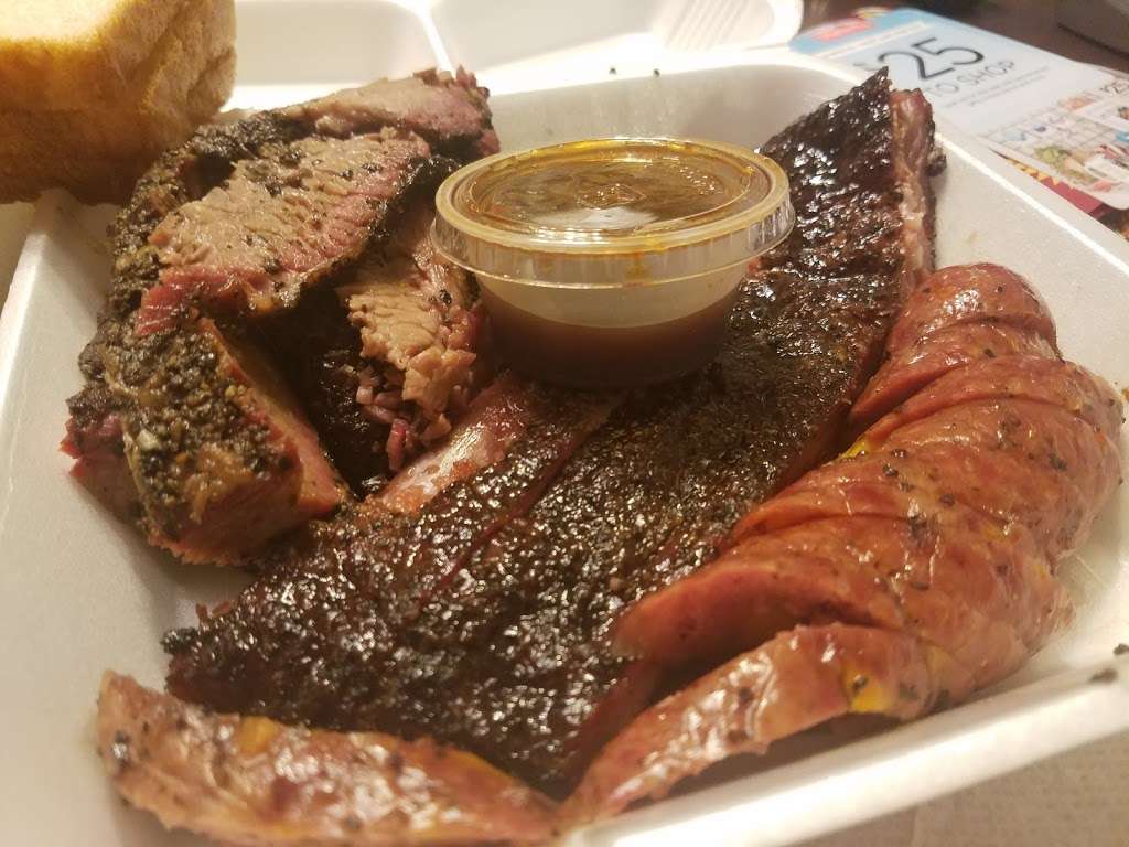 Nelsons BBQ Food Truck | 7327 N Loop 1604 E, San Antonio, TX 78255, USA | Phone: (210) 473-4988