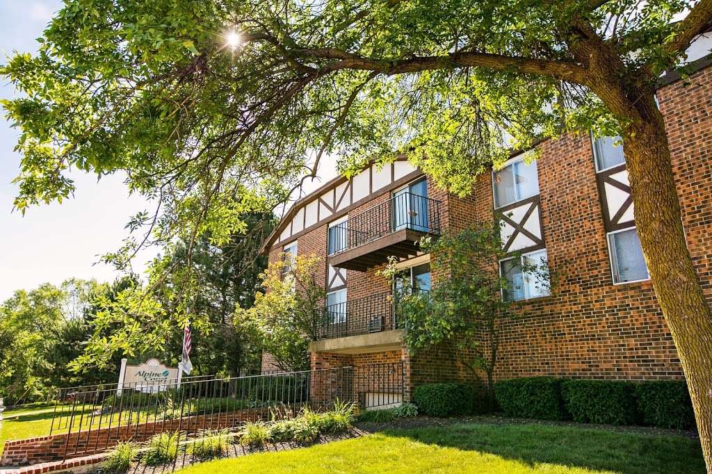 Alpine Court Apartments | 12311 W Oklahoma Ave, West Allis, WI 53227, USA | Phone: (414) 244-9460