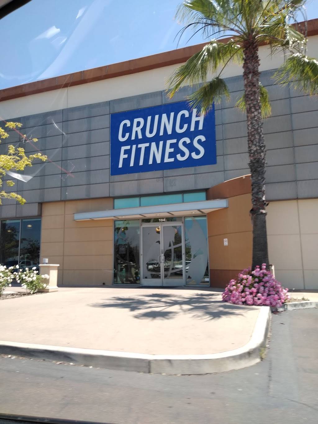 Crunch Fitness - Eastlake | 851 Showroom Pl, Chula Vista, CA 91914 | Phone: (619) 754-6812