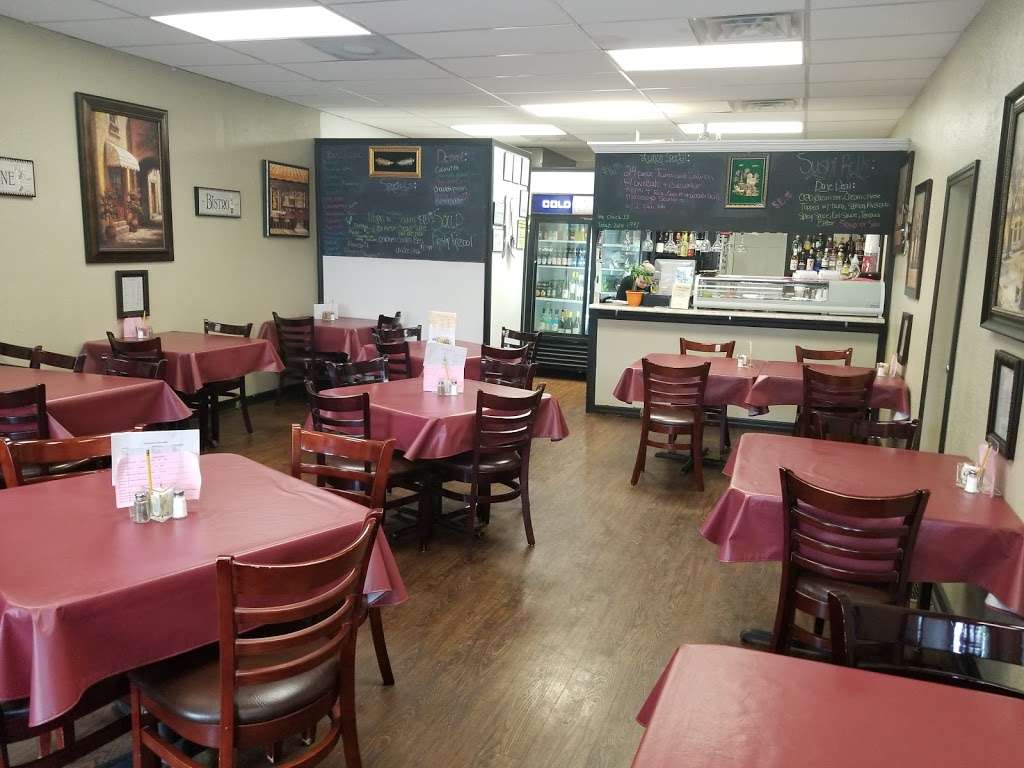 Family Bistro & Sushi Bar | 227 Cherokee St, Leavenworth, KS 66048, USA | Phone: (913) 250-5680